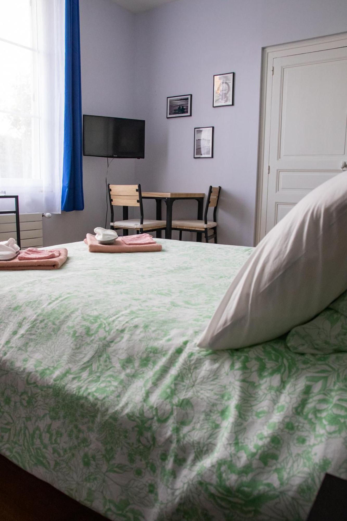 ホテル Les Tourterelles ヴァンドーム 部屋 写真